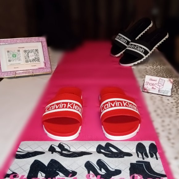 Pool Slide Sandal - Picture 2 of 4